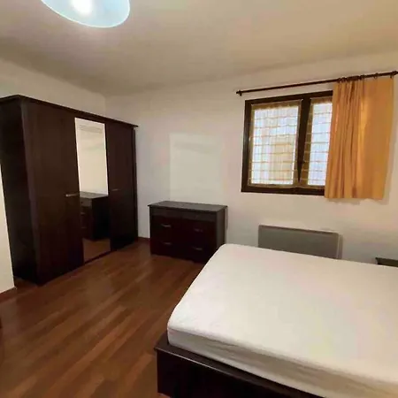 Apartament 4- Studio Au Centre Ville De